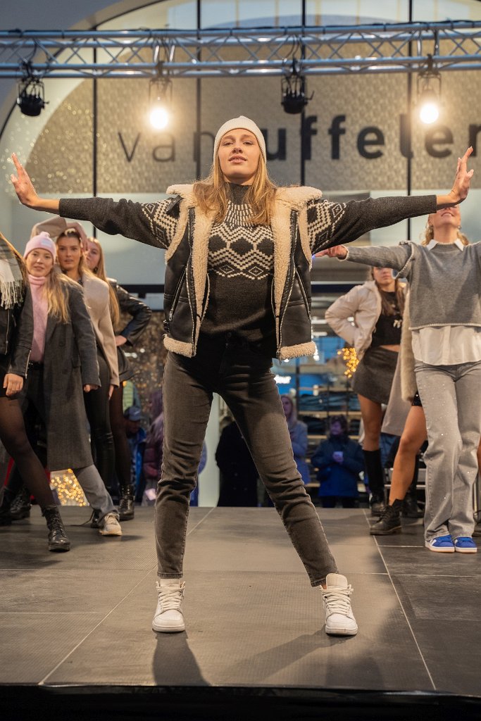 Modeshow 079.jpg